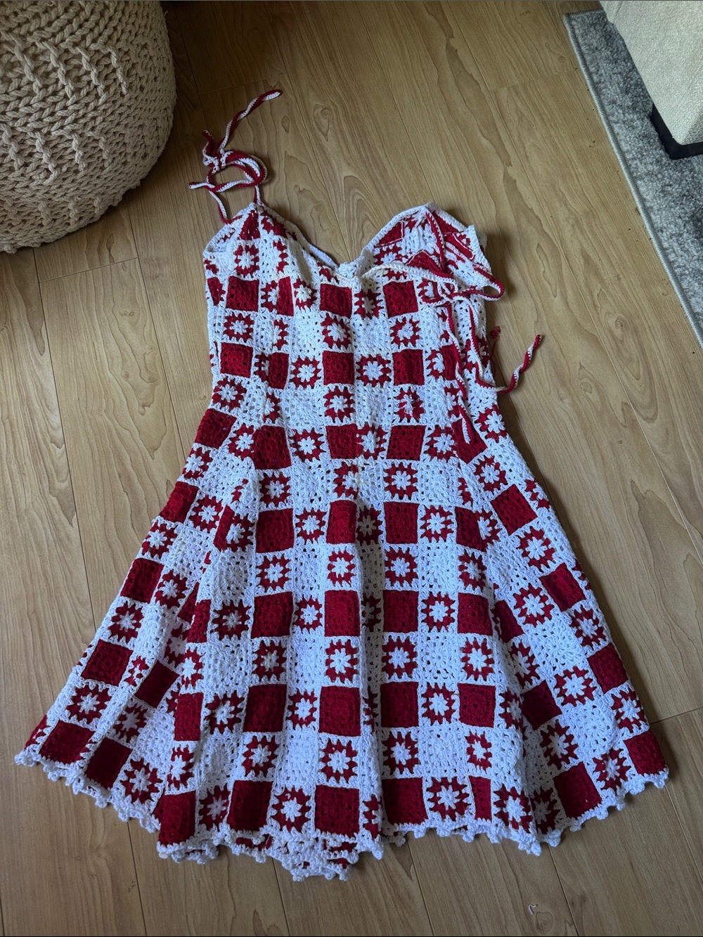 D&G Red and White Crochet Mini Dress - Picture 2 of 9